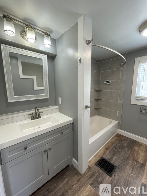 2524 Oakwood Avenue 3 Beds Single Family Home for Rent - Photo Gallery 12