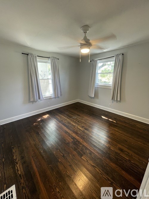 2524 Oakwood Avenue 3 Beds Single Family Home for Rent - Photo Gallery 8