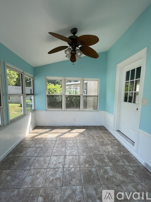 2524 Oakwood Avenue 3 Beds Single Family Home for Rent - Photo Gallery 10