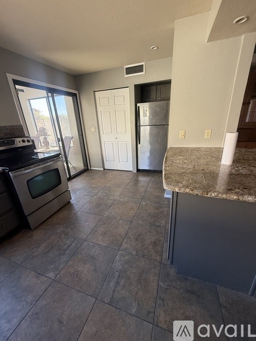 200 East Belcourte Place 2 Beds Single Family Home for Rent - Photo Gallery 13