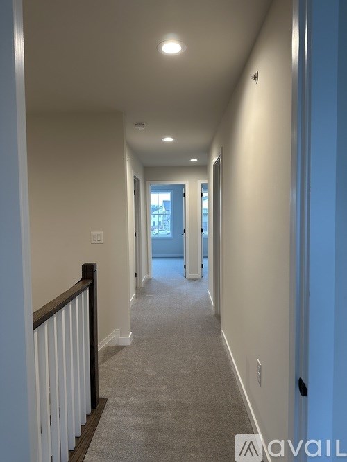 182 Mahogany Lane 3 Beds Townhouse for Rent - Photo Gallery 14