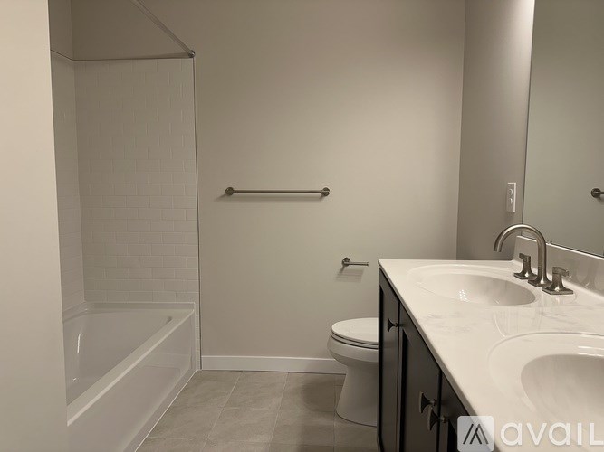 182 Mahogany Lane 3 Beds Townhouse for Rent - Photo Gallery 16