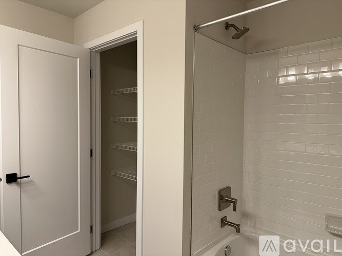 182 Mahogany Lane 3 Beds Townhouse for Rent - Photo Gallery 17