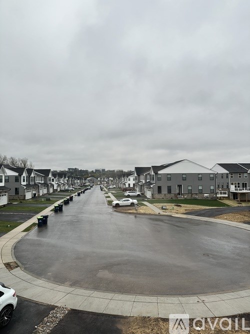 182 Mahogany Lane 3 Beds Townhouse for Rent - Photo Gallery 21