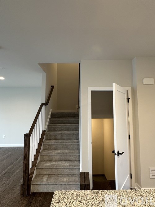 182 Mahogany Lane 3 Beds Townhouse for Rent - Photo Gallery 9