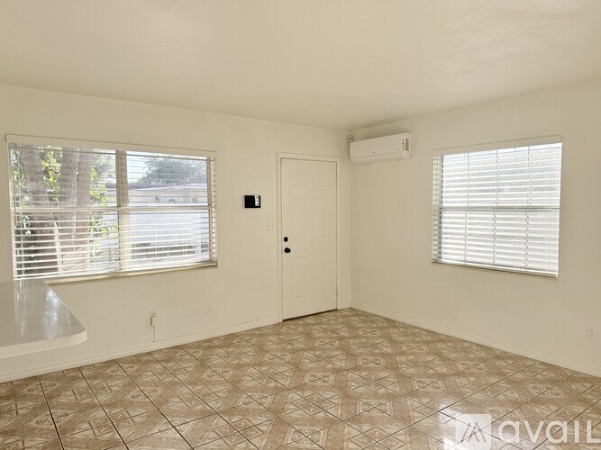 403 S Orion Ave 2 Beds Single Family Home for Rent - Photo Gallery 12
