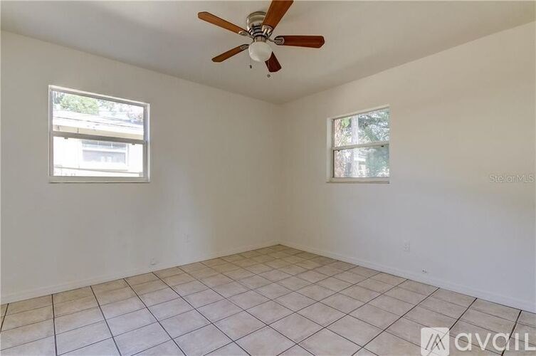 403 S Orion Ave 2 Beds Single Family Home for Rent - Photo Gallery 4