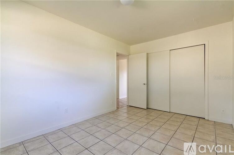403 S Orion Ave 2 Beds Single Family Home for Rent - Photo Gallery 6