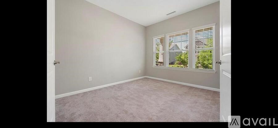 2041 Fuschia Court 4 Beds Single Family Home for Rent - Photo Gallery 6