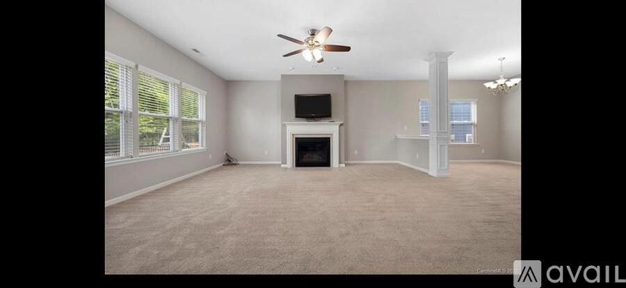 2041 Fuschia Court 4 Beds Single Family Home for Rent - Photo Gallery 10