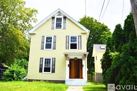 8 Myrtle Street 2 Beds Apartment for Rent