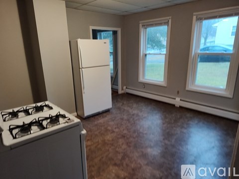59 Old River Road 2 Beds Apartment for Rent - Photo Gallery 3
