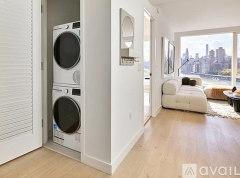 26th Ave 1 Bed Apartment for Rent - Photo Gallery 5