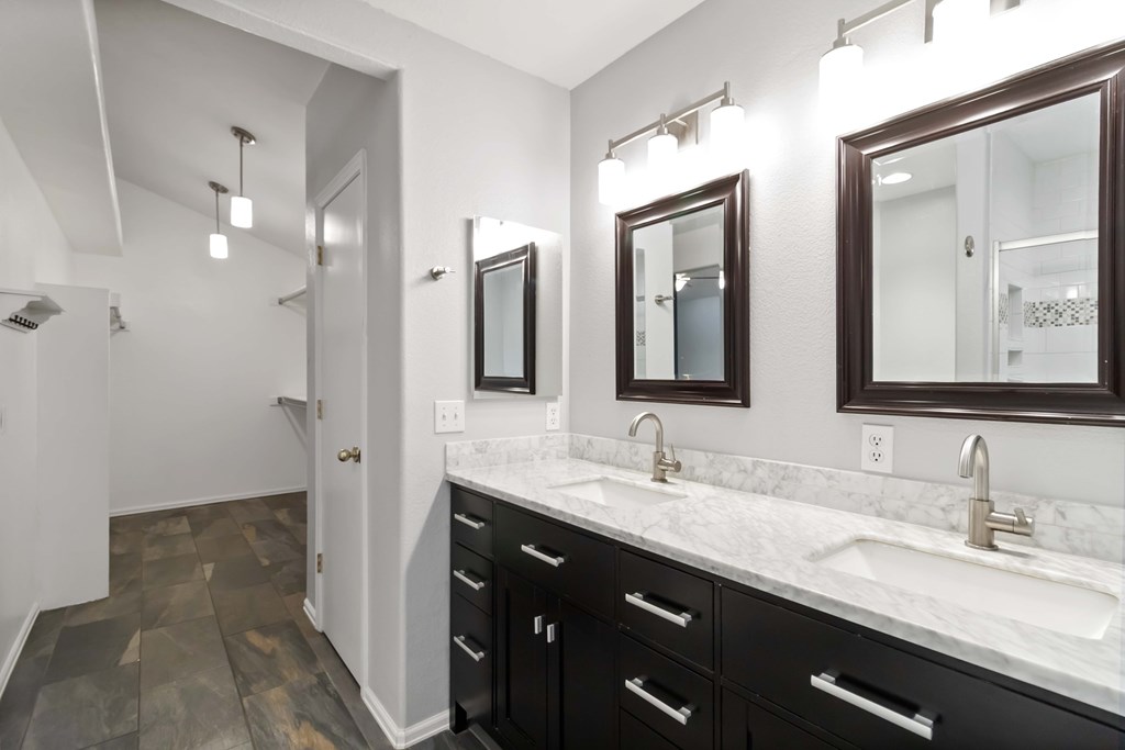 8431 Bed Straw Street 4 Beds House for Rent - Photo Gallery 7