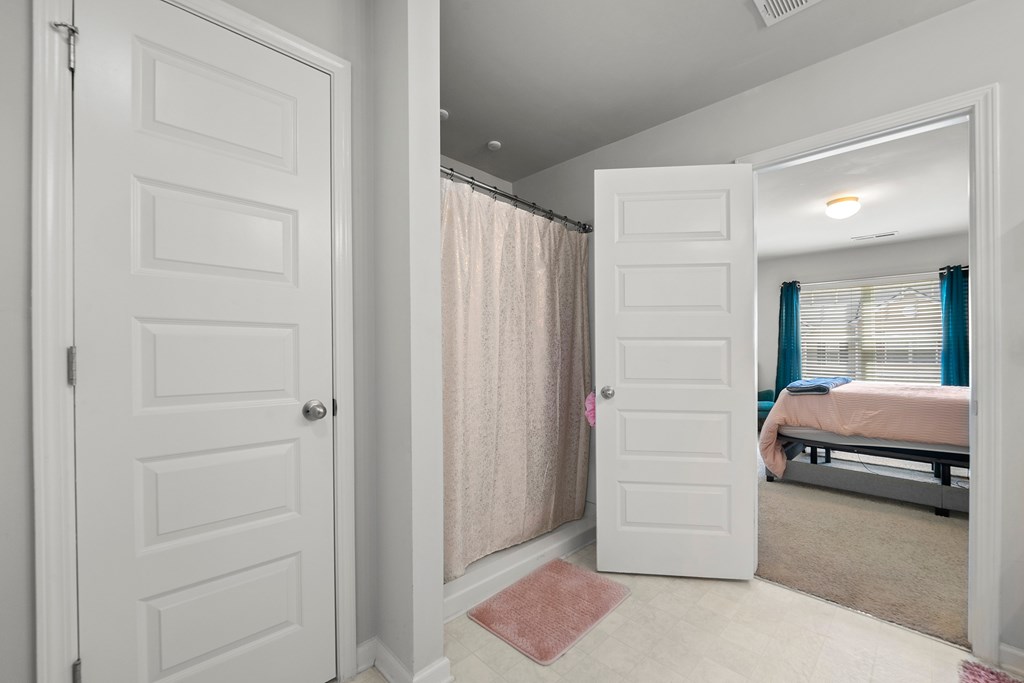 4002 Bryce Manor Lane 3 Beds House for Rent - Photo Gallery 6