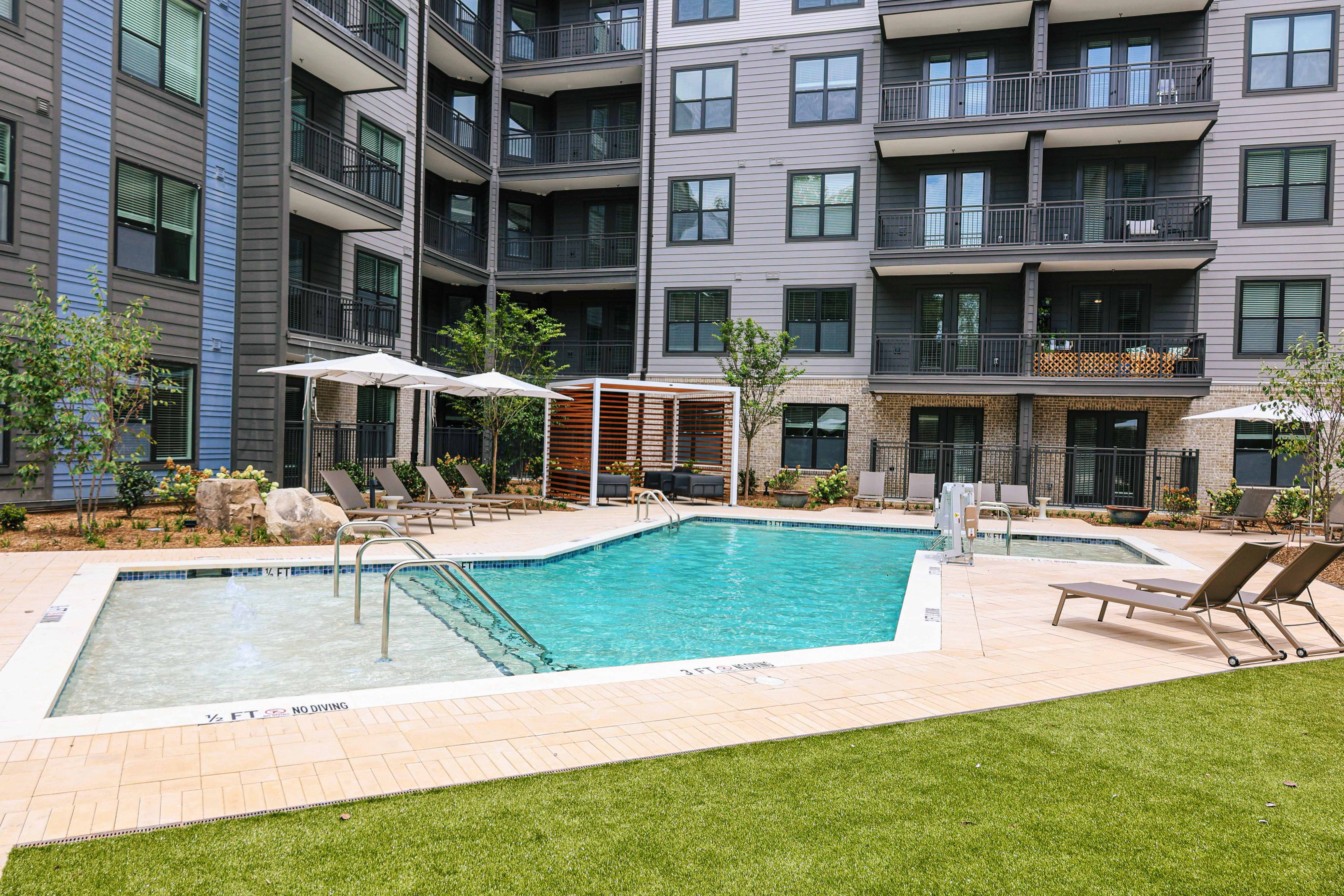 MAA-West-Midtown-Saltwater-Pool