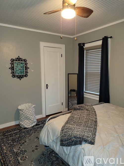 411 Adams Ave 2 Beds Apartment for Rent - Photo Gallery 2