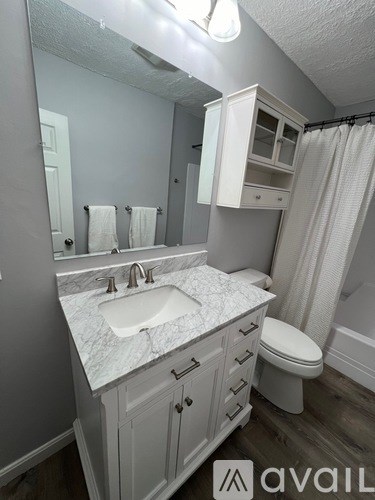 1049 Mammoth Rd 4 Beds Apartment for Rent - Photo Gallery 12