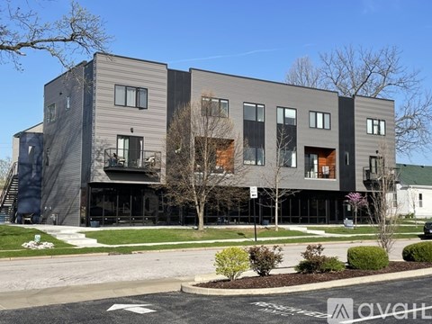 215 S Kansas St 2 Beds Apartment for Rent