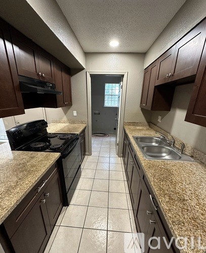 1028 Dimarco Drive 2 Beds Townhouse for Rent - Photo Gallery 2