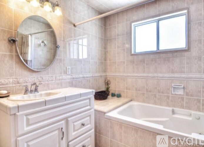 331 East Bluebell Place 4 Beds Single Family Home for Rent - Photo Gallery 34