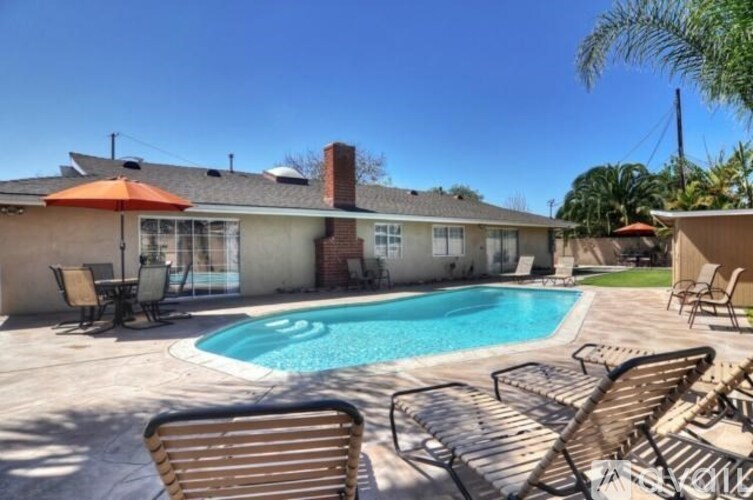 331 East Bluebell Place 4 Beds Single Family Home for Rent - Photo Gallery 5