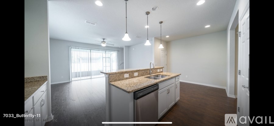 7033 Butterfly Ct 3 Beds Single Family Home for Rent - Photo Gallery 15