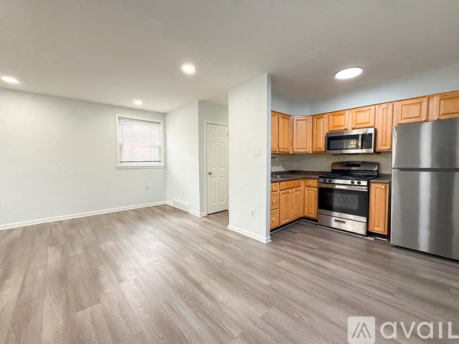 7028 Valley Ave 2 Beds Apartment for Rent - Photo Gallery 1