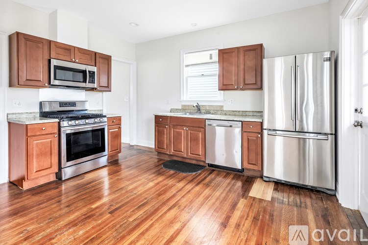 105 Atlantic St 3 Beds Single Family Home for Rent - Photo Gallery 11