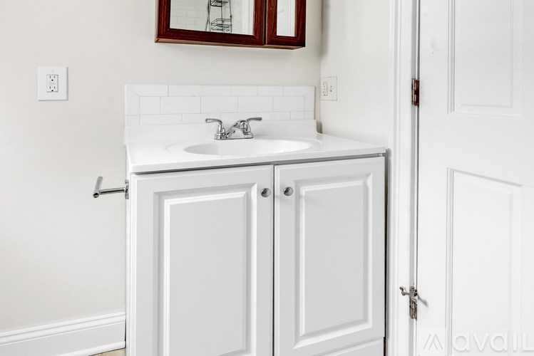 105 Atlantic St 3 Beds Single Family Home for Rent - Photo Gallery 13