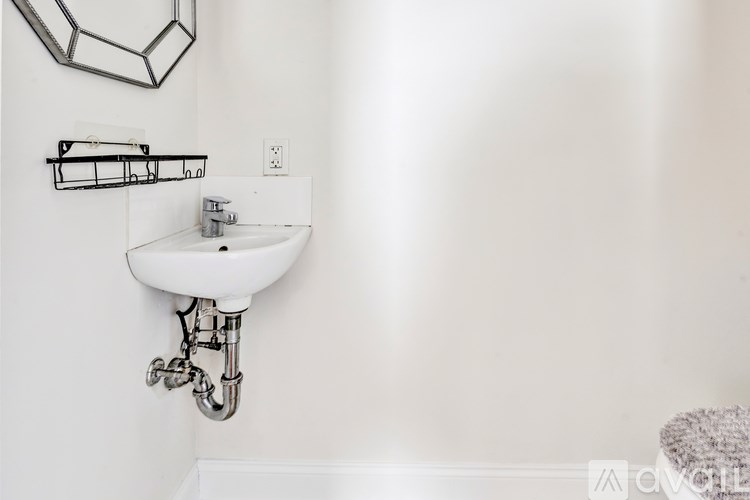 105 Atlantic St 3 Beds Single Family Home for Rent - Photo Gallery 18