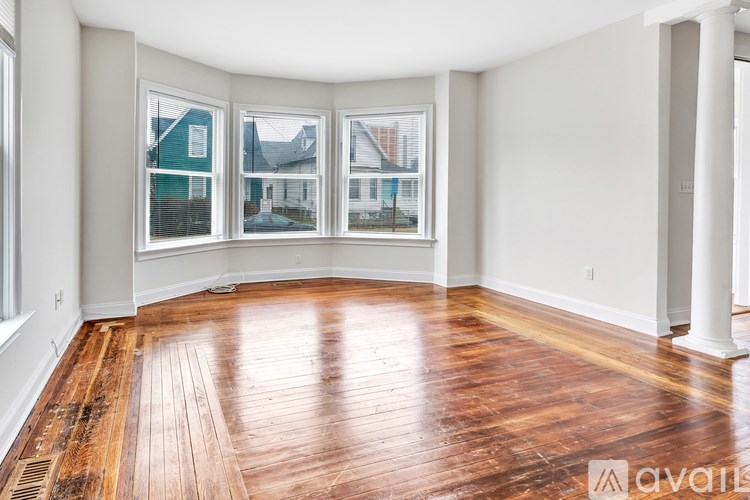 105 Atlantic St 3 Beds Single Family Home for Rent - Photo Gallery 7