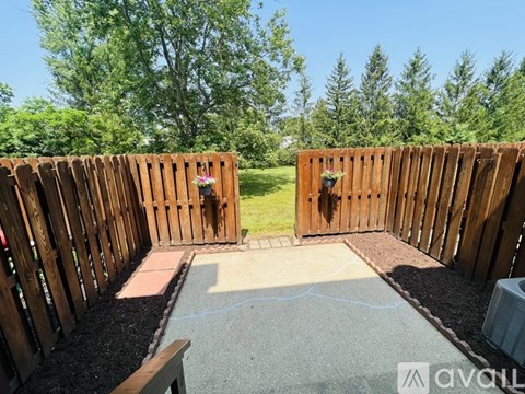 9672 E Idlewood Dr 2 Beds Condo for Rent - Photo Gallery 9