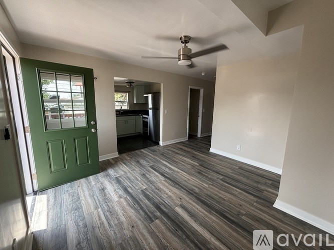 2059 National Avenue 2 Beds Apartment for Rent - Photo Gallery 3