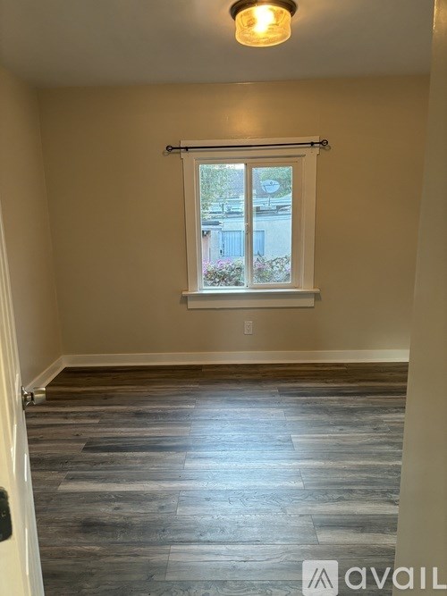 2059 National Avenue 2 Beds Apartment for Rent - Photo Gallery 8