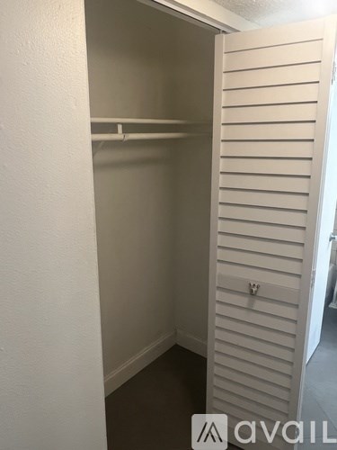 7720 Camino Real 1 Bed Apartment for Rent - Photo Gallery 12