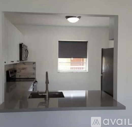 7720 Camino Real 1 Bed Apartment for Rent - Photo Gallery 5