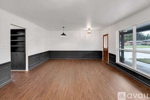 5415 East 17th Street 2 Beds Single Family Home for Rent - Photo Gallery 3