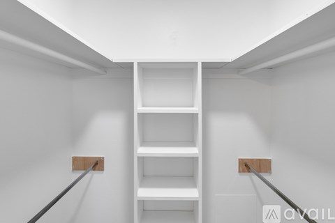 5415 East 17th Street 2 Beds Single Family Home for Rent - Photo Gallery 9