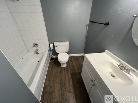 44 Royal Crest Drive 2 Beds Apartment for Rent