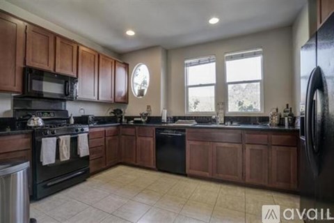 1386 Dandelion Way 3 Beds Apartment for Rent