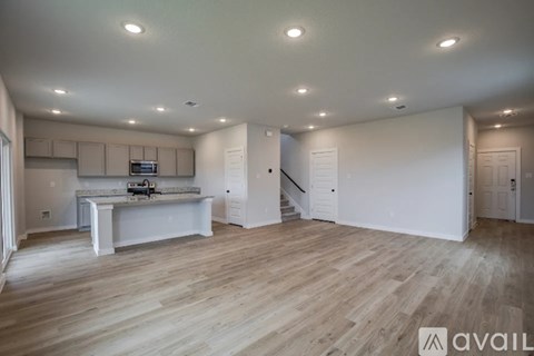 5935 West Hausman Road, Bldg# 25 3 Beds Apartment for Rent