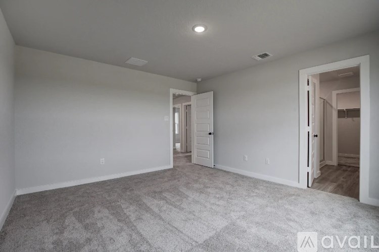 5935 West Hausman Road, Bldg# 25 3 Beds Single Family Home for Rent - Photo Gallery 11