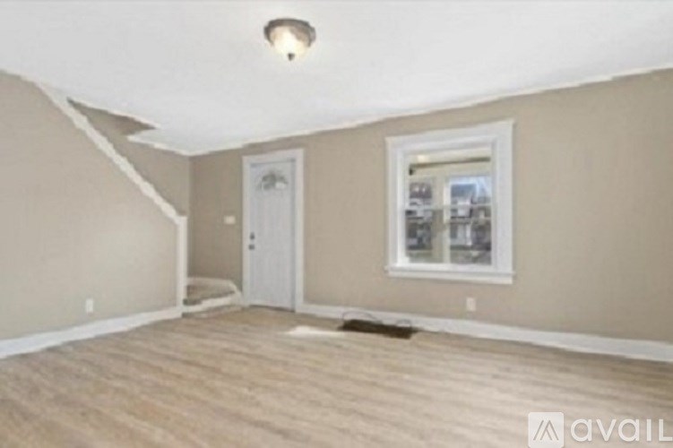 1112 East Ganson Street 2 Beds Single Family Home for Rent - Photo Gallery 2