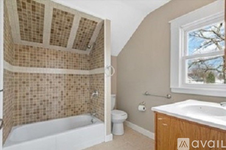 1112 East Ganson Street 2 Beds Single Family Home for Rent - Photo Gallery 3