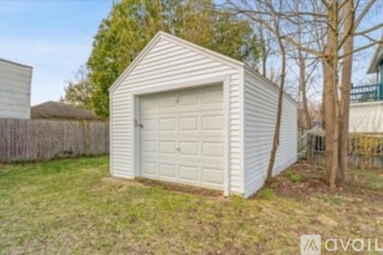 1112 East Ganson Street 2 Beds Single Family Home for Rent - Photo Gallery 21