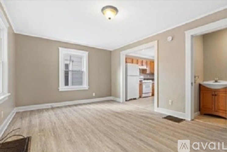 1112 East Ganson Street 2 Beds Single Family Home for Rent - Photo Gallery 4