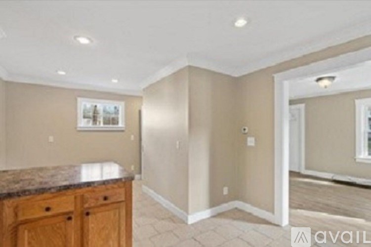 1112 East Ganson Street 2 Beds Single Family Home for Rent - Photo Gallery 9