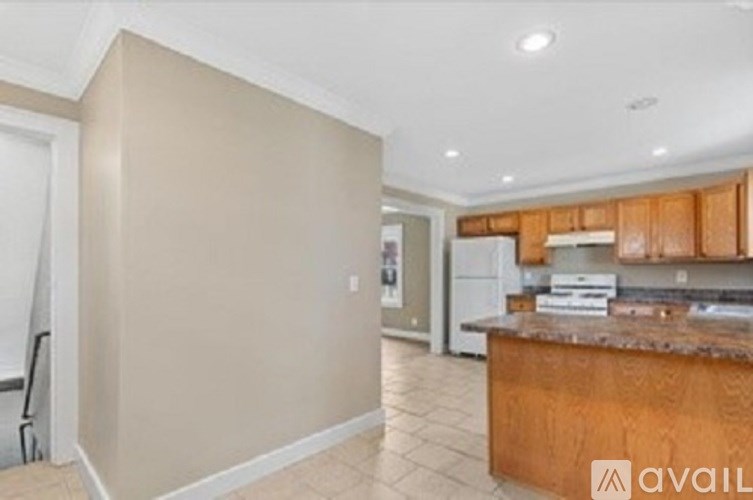 1112 East Ganson Street 2 Beds Single Family Home for Rent - Photo Gallery 10