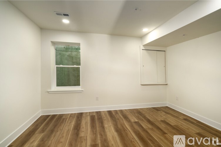 2500 E Tioga St 2 Beds Apartment for Rent - Photo Gallery 25